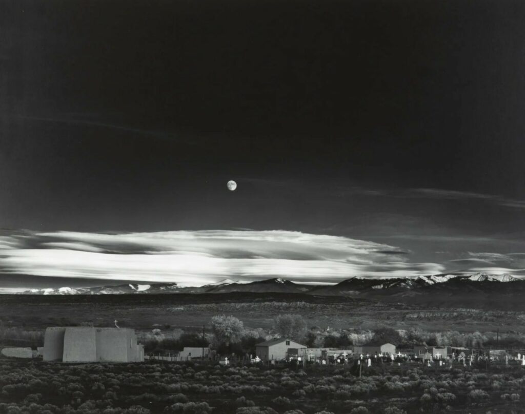 Moonrise, Hernandez, New Mexico - apprendre la photo de paysage - photographe-en-herbe.com